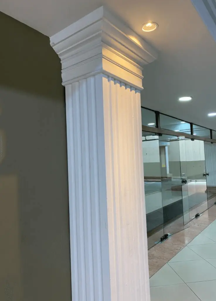 Coluna em Gesso